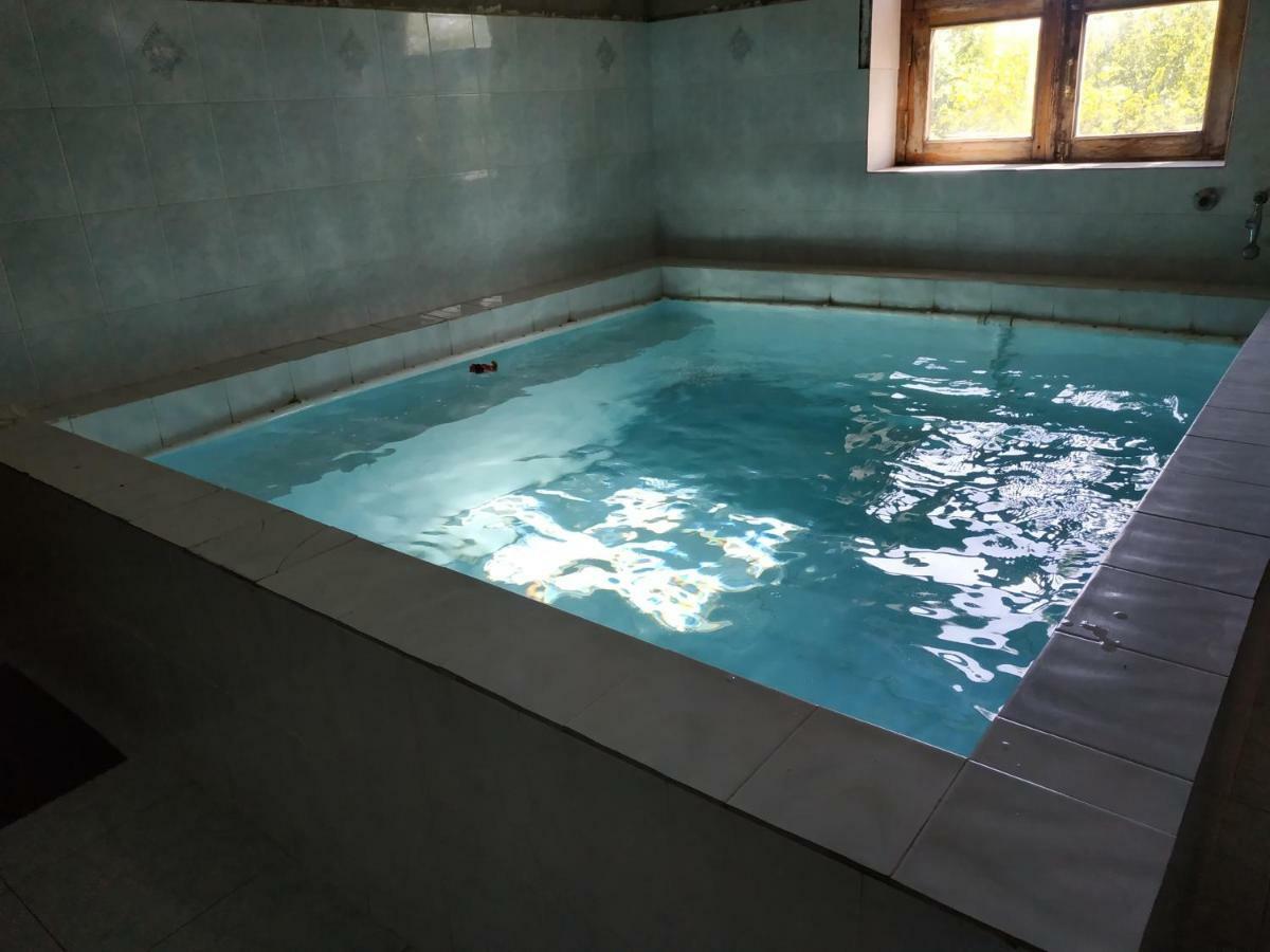 Сибиряк Tskhaltubo Extérieur photo